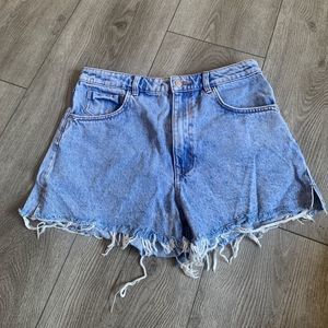 Zara woman’s used distressed jean shorts in good condition